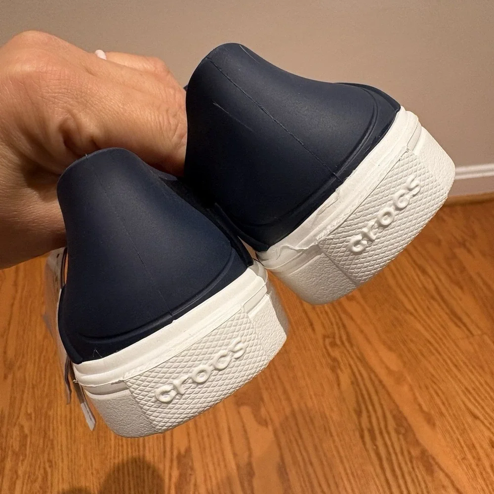 NWT Crocs Kids Youth CitiLane Roka Slip-On Sz 1 Comfort Shoe Waterproof Blue